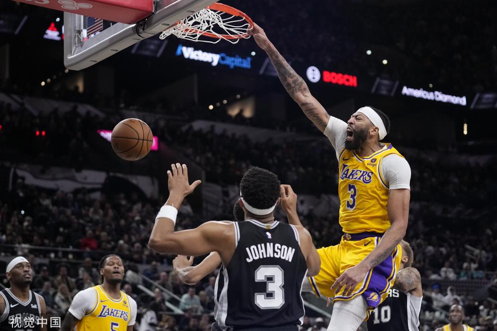 進軍NBA