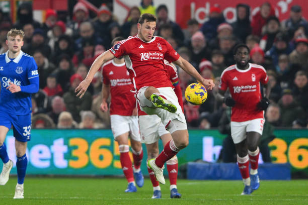 疑是佩里西 疑是佩里西