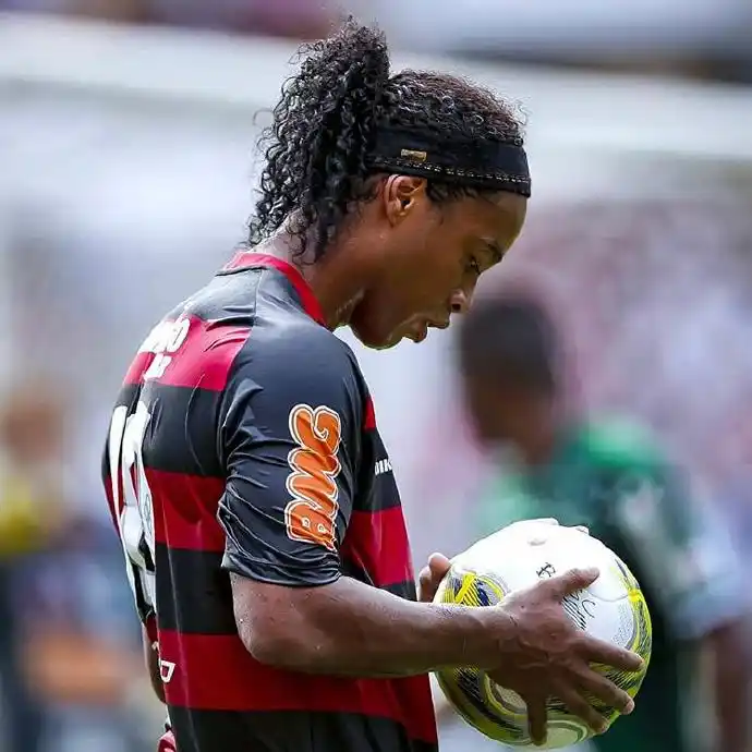 意大利杯1／8決賽AC米蘭3-1熱那亞 吉魯破門萊奧建功.